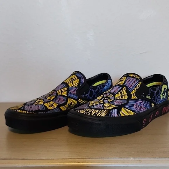 Vans x Disney Nightmare Before Christmas Oogie Boogie Slip-On - Picture 5 of 11